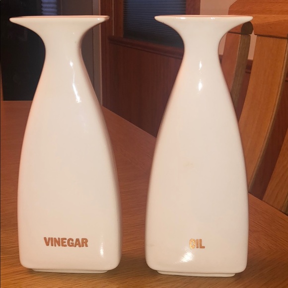 Other - Ceramic Vinegar/Oil set